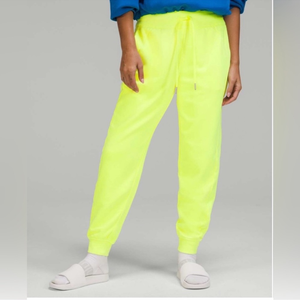 NEW Lululemon Scuba Pants RARE Cotton Terry Joggers With Drawstrint NEW NWT $128
